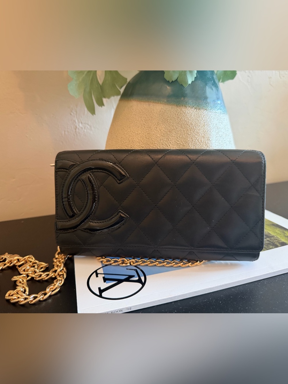 🖤🩷AUTHENTIC CC CHANEL Wallet/clutch on a Chain 🩷🖤